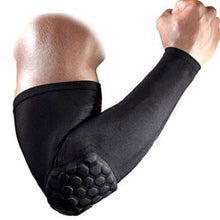 Breathable leg sleeve with honeycomb patern knee support