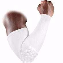 Breathable leg sleeve with honeycomb patern knee support