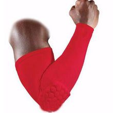 Breathable leg sleeve with honeycomb patern knee support